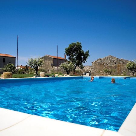 Marceta - Apartments & Rooms With Swimming Pool Fažana Extérieur photo